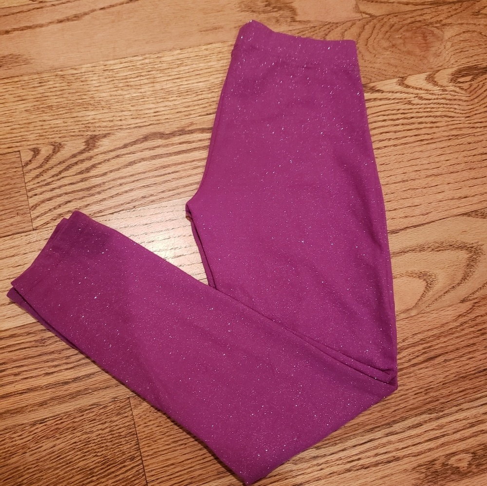 Purple leggings